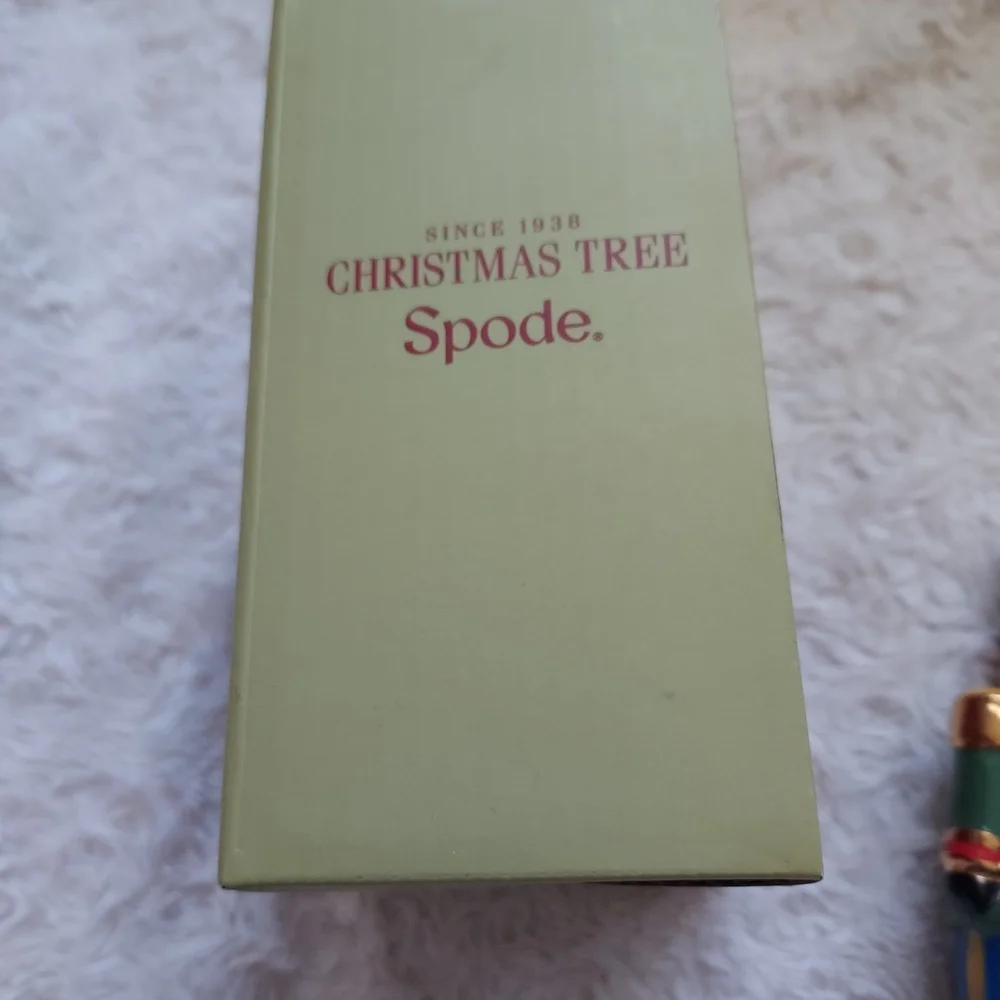 Spode Christmas Tree Nutcracker Salt & Pepper Shaker Set Festive Table Setting